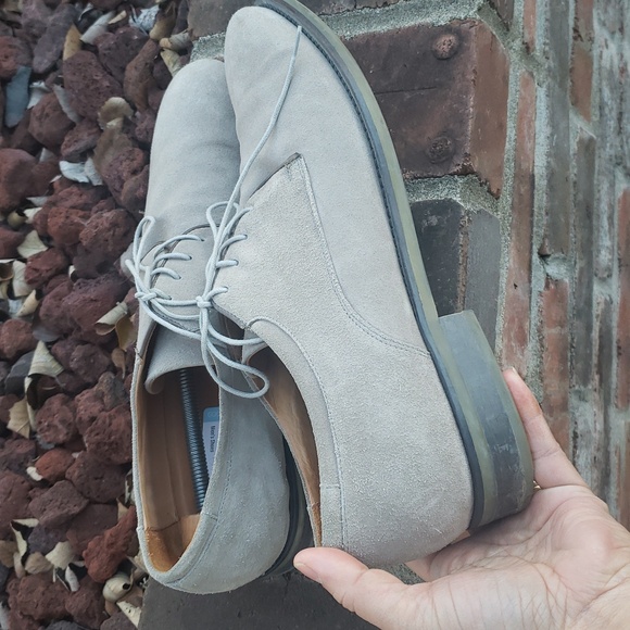 VINCE Suede Leather Loafer Dress Shoes Size 9 Taupe Old Money Classic Italy - Picture 9 of 16